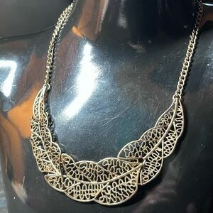 Elegant jointed Gold tone Leaf filigree Necklace